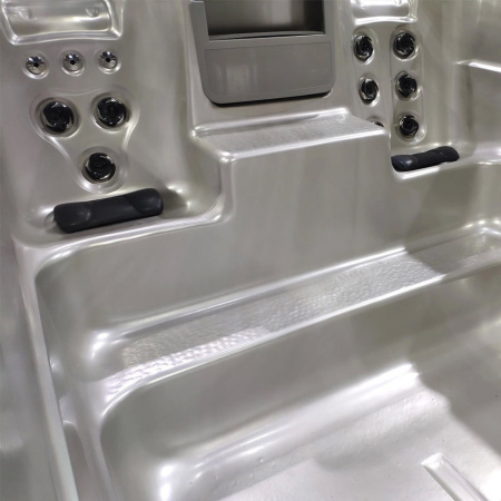 Готовый СПА бассейн с противотоком Bigeer Леоне